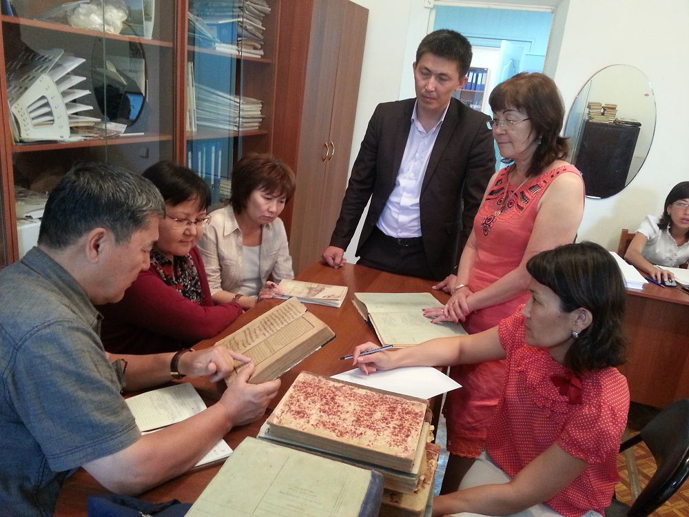 Batys Qazaqstan óńiri  kóne qoljazbaǵa toly