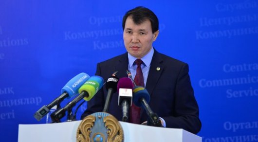 Bizdiń maqsat – memlekettik qyzmetshilerdi yntalandyrýdyń joǵary deńgeıine qol jetkizý – A.Shpekbaev