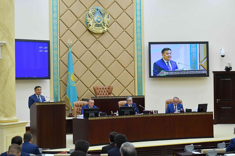 Balalardy qorǵaýdyń quqyqtyq tetigi qabyldandy
