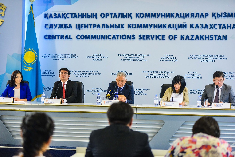 Ulttyq dombyra kúni Astanada «Dombyra – asyl mura» kópshilik serýeni ótedi