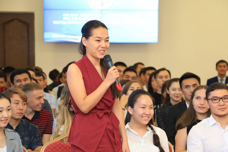 Qyzylordalyq 500-ge jýyq stýdent Reseıde oqıdy