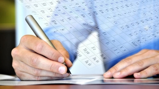 Almatyda latyn qarpine kóshý jaıy talqylandy