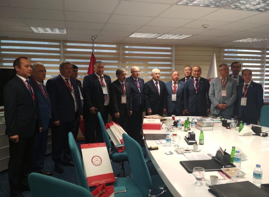 TúrkPA baıqaýshylary Túrkııadaǵy prezıdent jáne parlament saılaýy týraly málimdemeni tanystyrdy