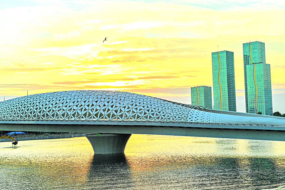 Erkin KО́BEEV. Bolashaqqa umtylǵan shahar