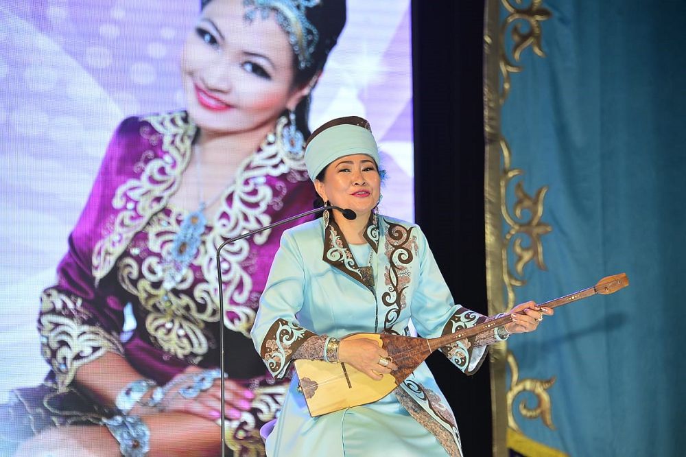 Gúlmıra Sarına Atyraý jurtyna konserttik baǵdarlama usyndy
