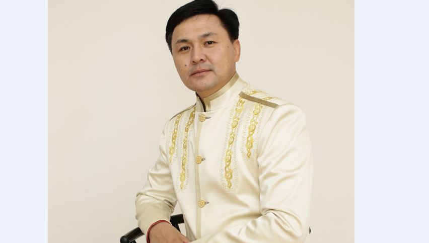 Enshisi elordadan buıyrǵan Dosymjan Tańatarov 