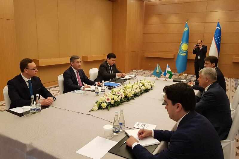 Tashkentte Ortalyq Azııadaǵy qazirgi ahýal talqylandy