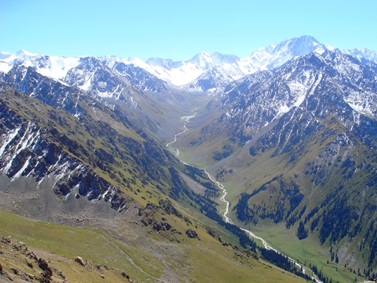 Qarashevtardyń qaryshty qadamy