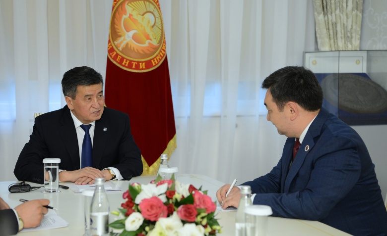 Qyrǵyz prezıdenti Sooronbaı Jeenbekov Halyqaralyq Túrki akademııasynyń basshysyn qabyldady