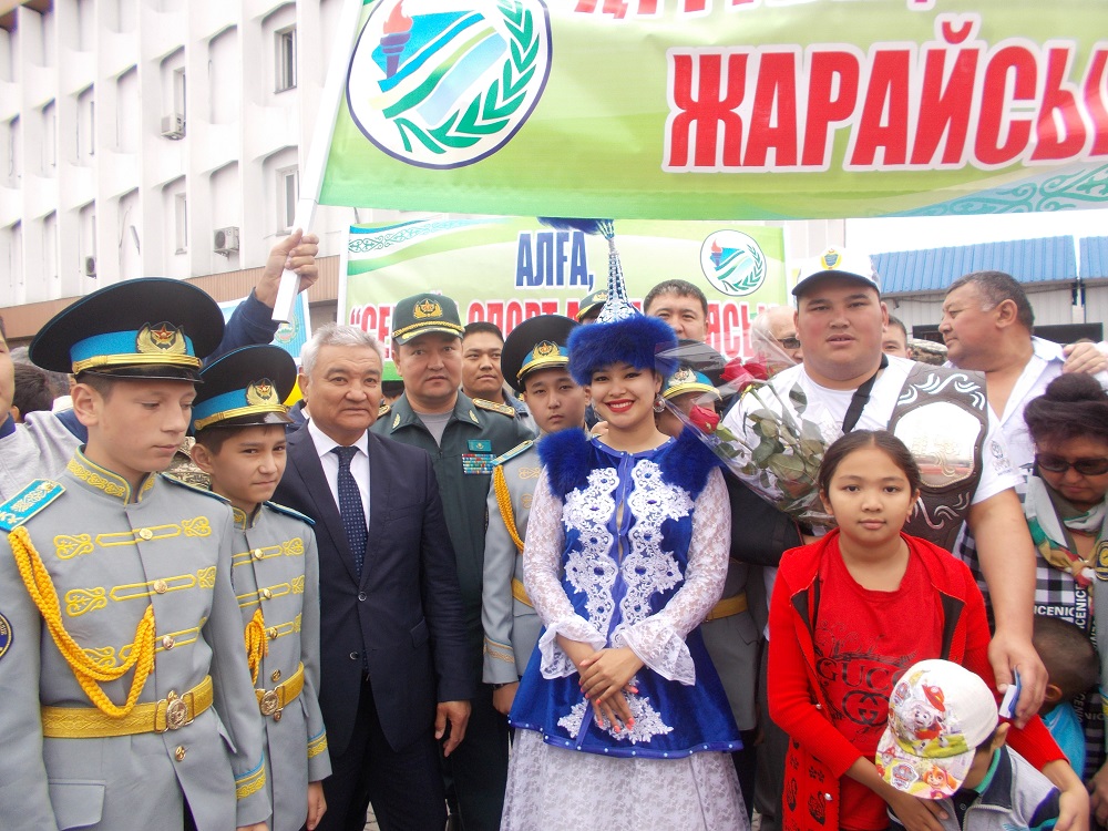 Semeılikter «Qazaqstan barysy-2018» júldegerlerin qarsy aldy