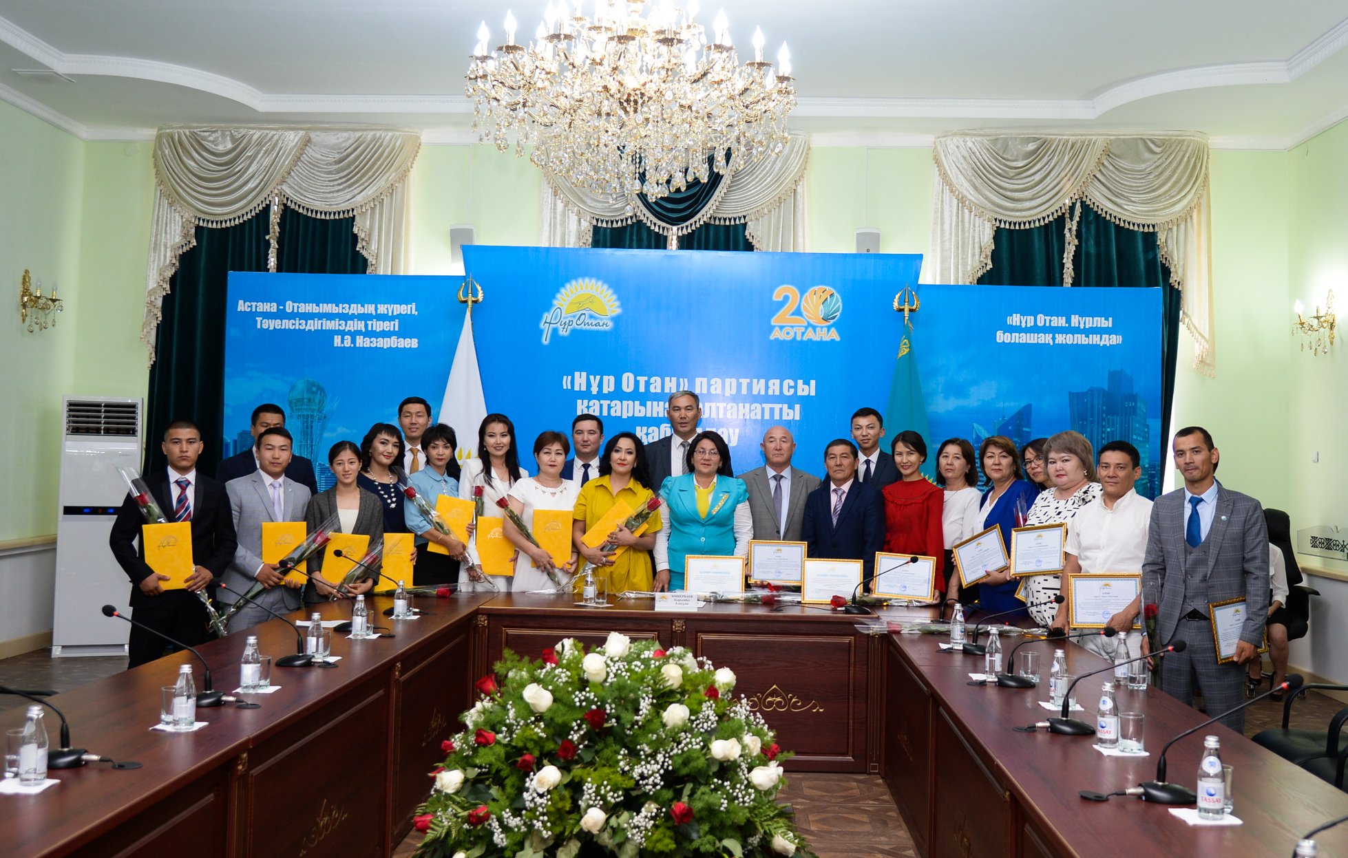 Qyzylordada «Nur Otan» partııasyna jańa músheler qabyldandy