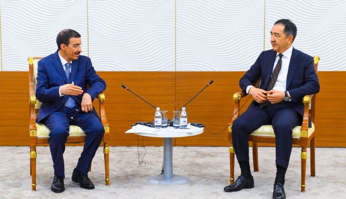 B. Saǵyntaev IDB jáne Oppenheimer qorynyń basshylyǵymen kezdesýler ótkizdi