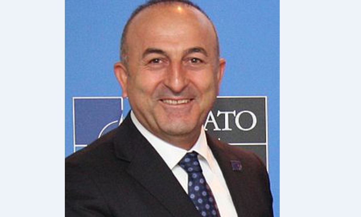 Túrkııanyń Syrtqy ister mınıstri: Beıbit kelissózder alańy
