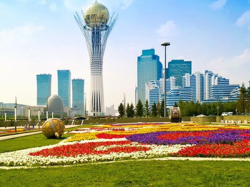 Armany asqaq, asýy bıik Astana!
