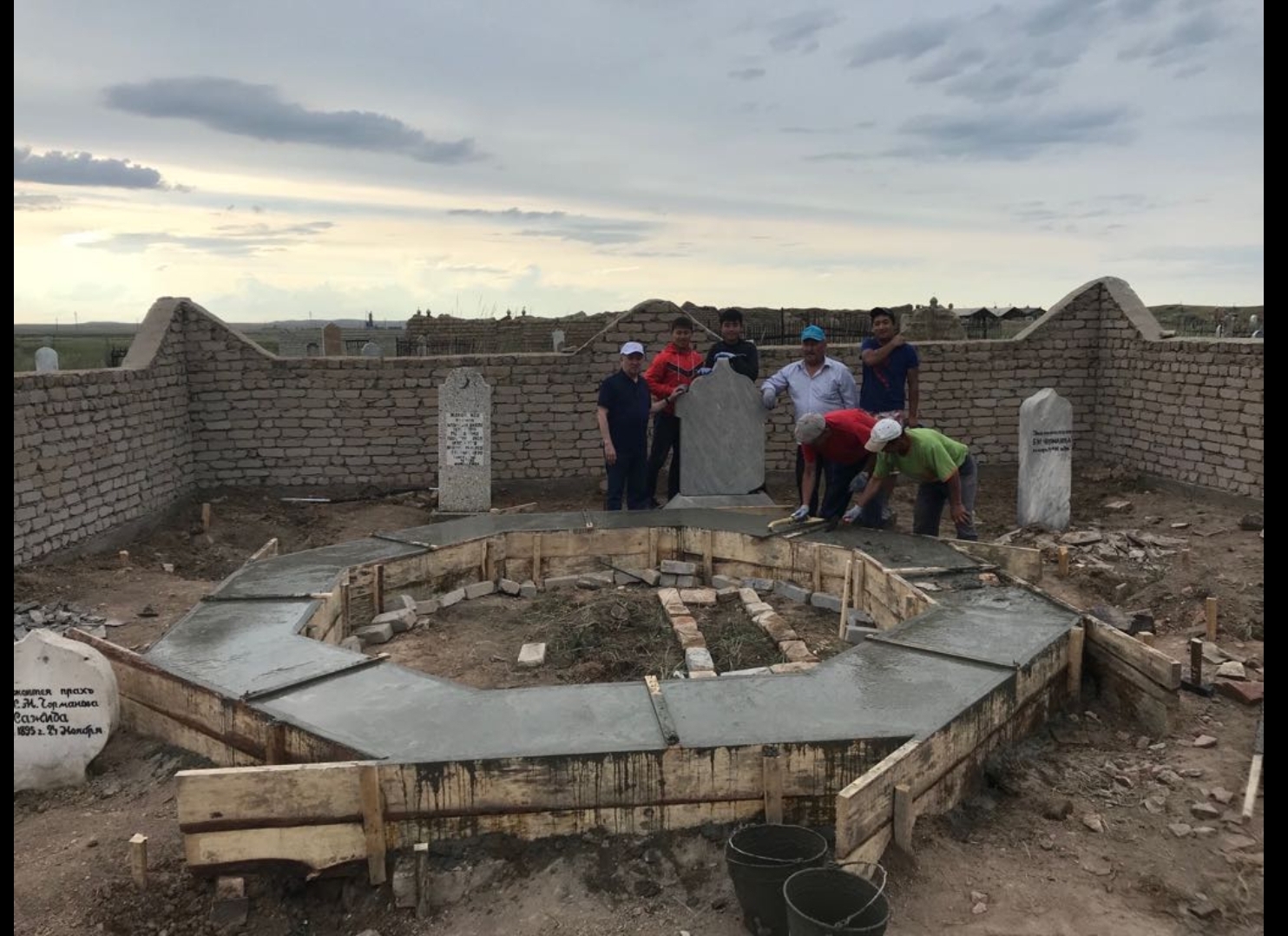 Baıanaýyldaǵy Musa Shormanovtyń kesenesi ulýtastan salynady