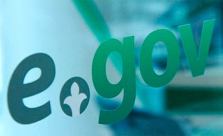 «Elektrondy úkimetti» jáne memlekettik qyzmetterdi damytýǵa arnalǵan dóńgelek ústel ótti