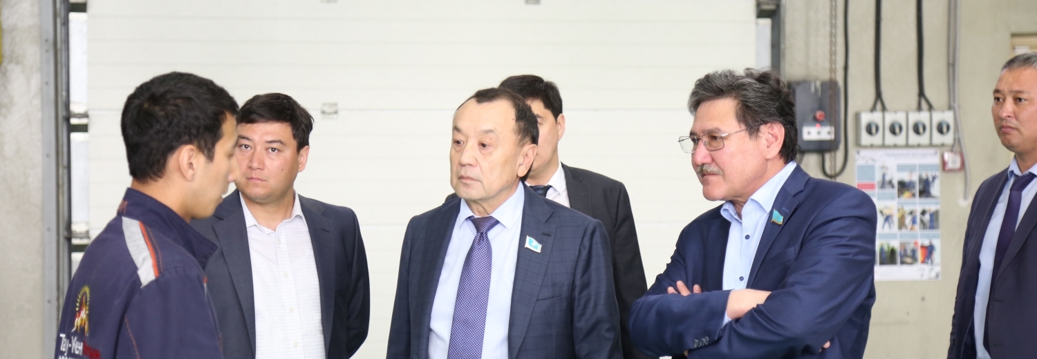 Senat depýtattary «Astana – jańa qala» erkin ekonomıkalyq aımaqta boldy