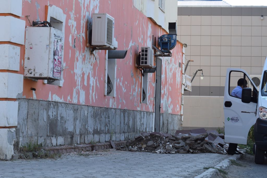 Atyraýda abattandyrý erejesin saqtamaǵan kásipkerlik sýbektilerine 100 uıǵarym berildi