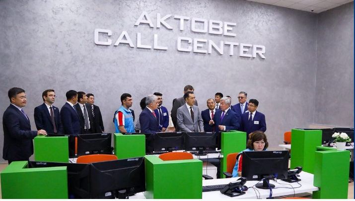 B. Saǵyntaev Aqtóbe oblysynyń ónerkásiptik jáne áleýmettik kásiporyndaryn aralady