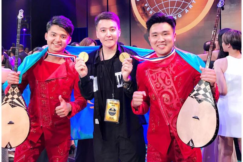 «Bastaý» dombyrashylar toby Gollıvýdta altyn medalǵa ıe boldy