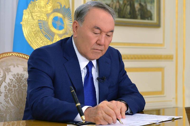 Nursultan Nazarbaev Zámzágúl Sháripovanyń jaqyndaryna kóńil aıtty