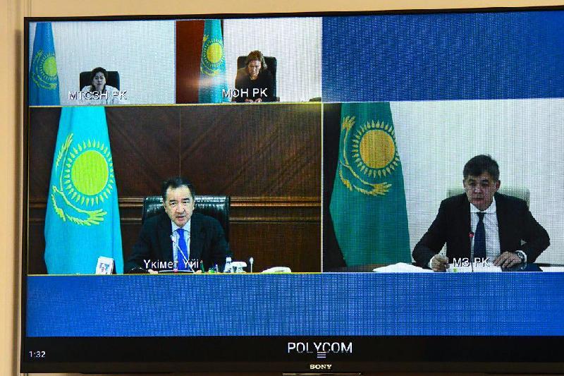 B. Saǵyntaev densaýlyq saqtaý júıesin damytý jáne ónimdi jumyspen qamtý máseleleri boıynsha keńes ótkizdi