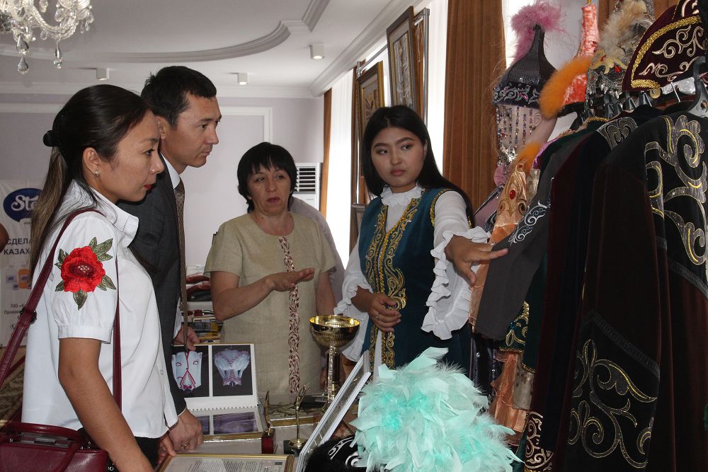 Áńgime ózegi – áıelderdiń qoǵam damýyndaǵy róli