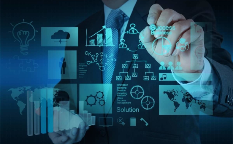 Balalardy qýantqan IT synyby