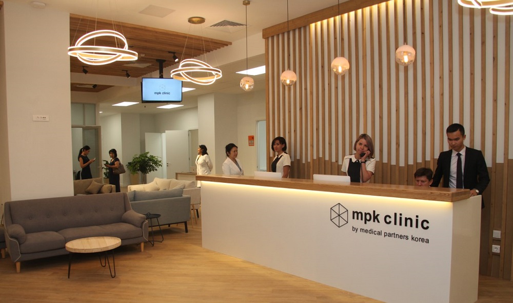 Almatyda Ońtústik Koreıamen birlesken ambýlatorlyq klınıka ashyldy