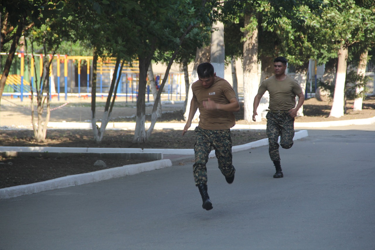 Ulttyq ulannyń «Shyǵys» óńirlik qolbasshylyǵy jas ofıserlermen tolyqty