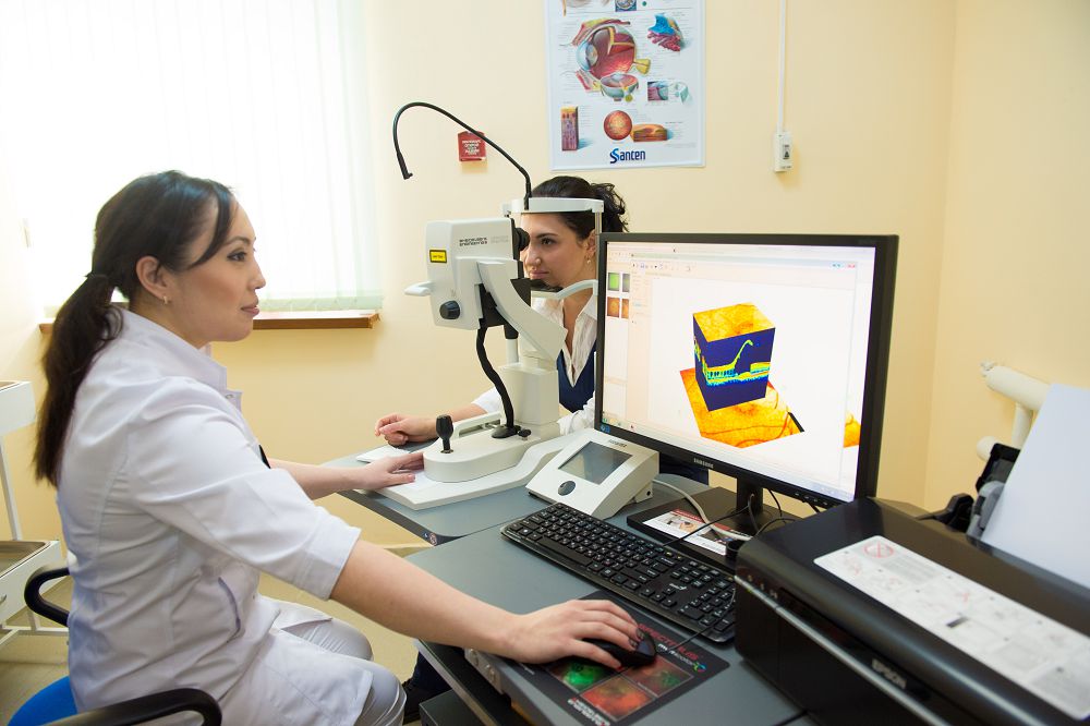 Memleket medısınalyq kómek qyzmetin keńeıtýde