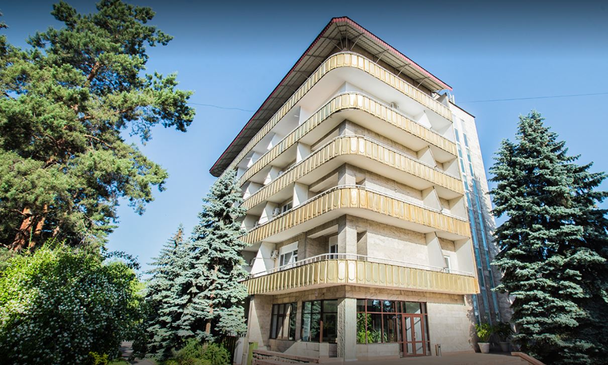 «Altyn Kargaly» kohlearly ımplant júıesi ornatylǵan balalardy áleýmettik ortaǵa beıimdeıdi