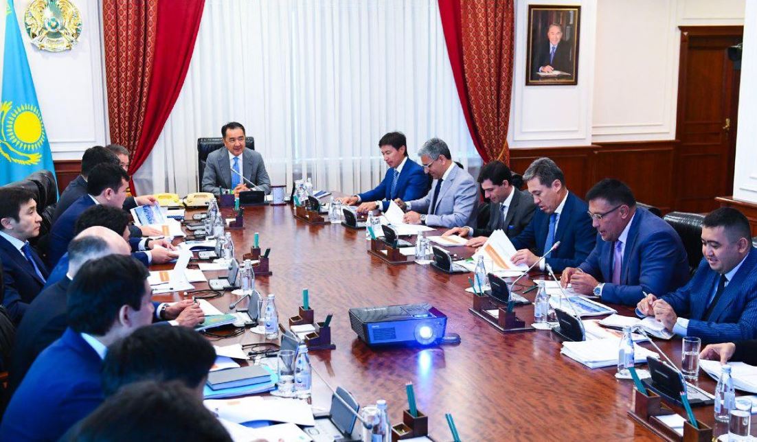 Úkimet basshysy Básekege qabilettilik jónindegi saraptama keńesiniń otyrysyn ótkizdi