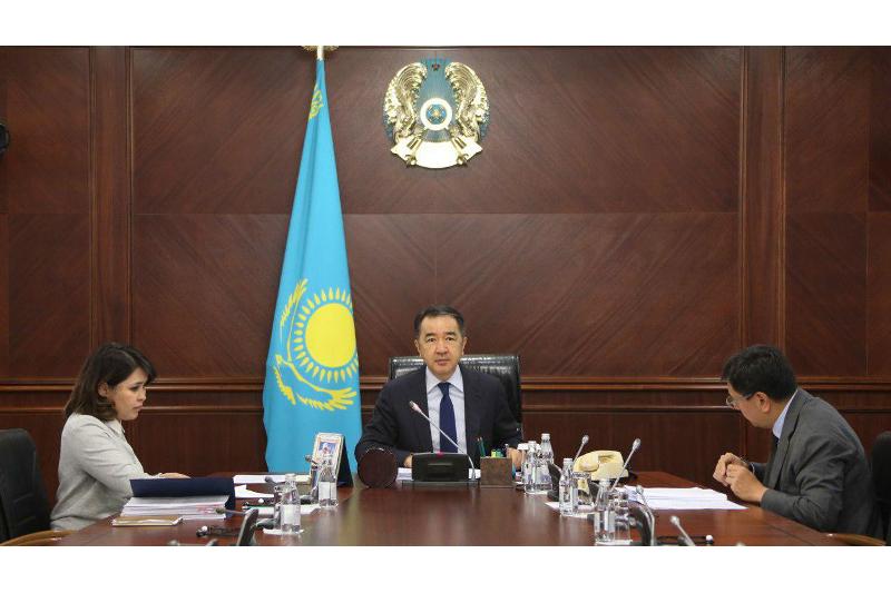 B.Saǵyntaev SQO, Qostanaı jáne Pavlodar oblystaryn damytý máseleleri jóninde keńes ótkizdi
