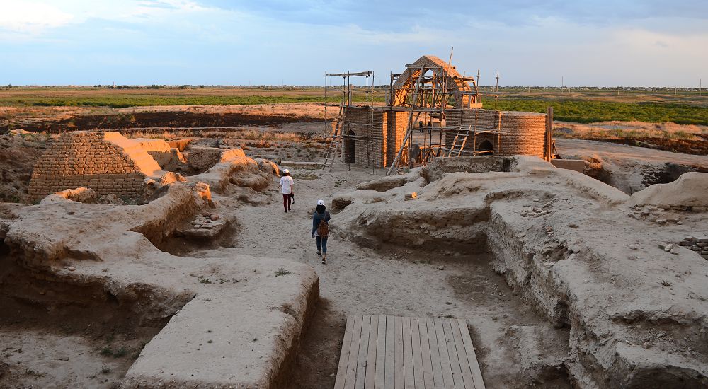 Tarıhı eskertkishter elimizdi tanytady