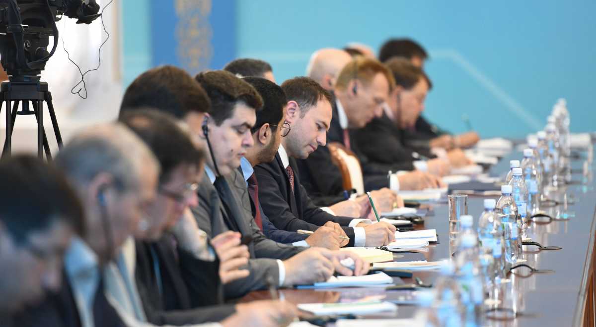 Syrtqy ister mınıstrliginde «KAZENERGY» qyzmeti týraly brıfıng ótti