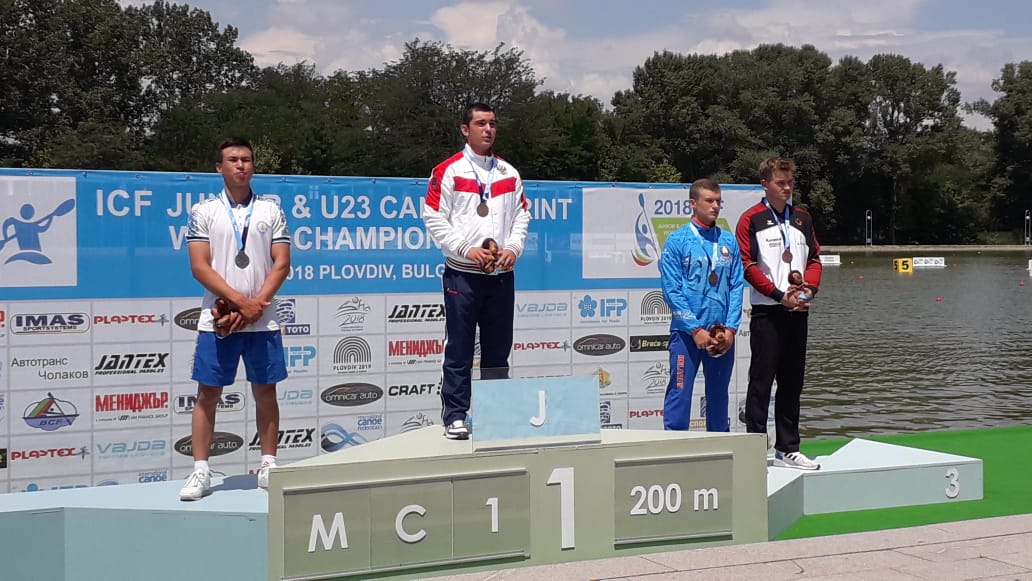 Qazaqstandyq kanoeshy Ánýar Akchýrın kúmis medal aldy