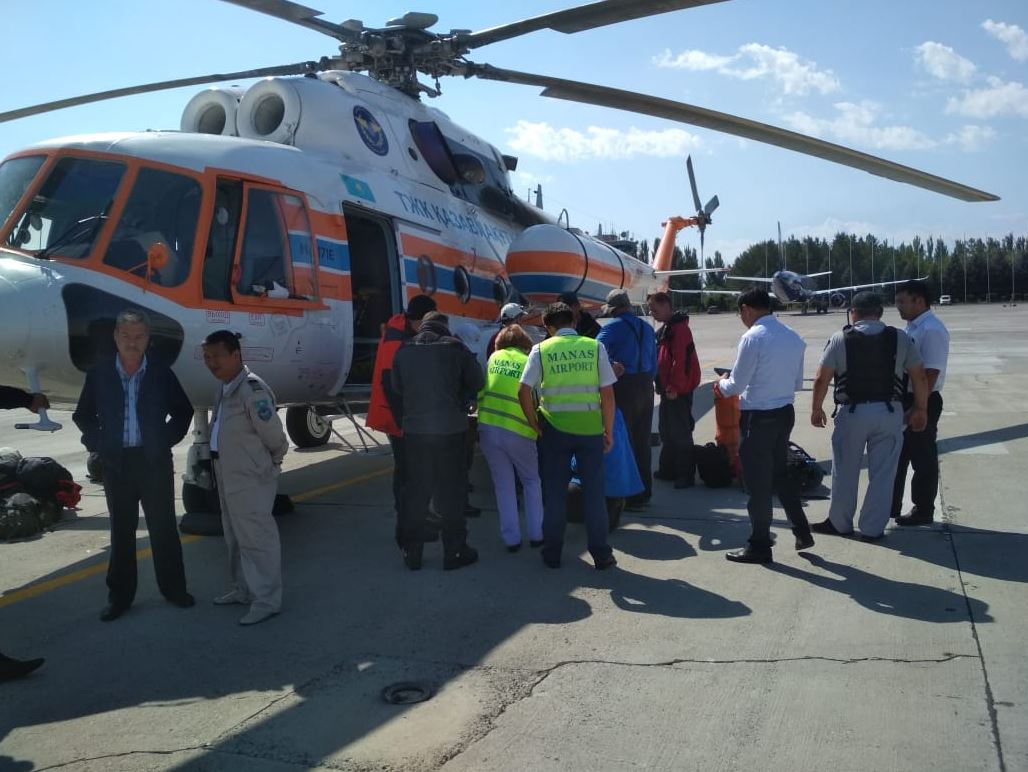 Qyrǵyzstandaǵy tas kóshkinnen zardap shekkender elge jetkizildi