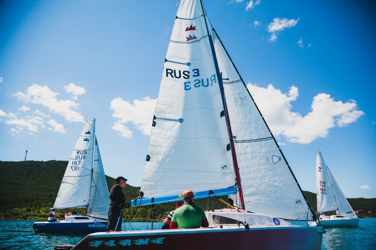 Aqmolalyq jelkenshiler – júldegerler qatarynda