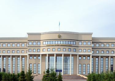Úndistannyń Syrtqy ister mınıstri Qazaqstanǵa resmı saparmen keledi