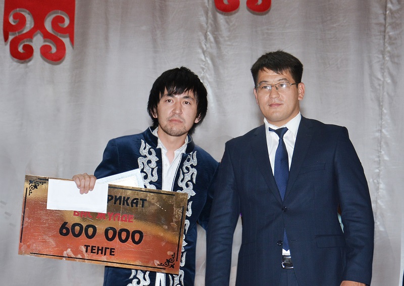 Soltústik Qazaqstanda ótken aıtysta pavlodarlyq aqyn bas júlde ıelendi