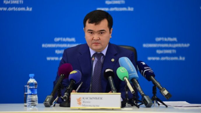 Jeńis Qasymbek kólik salasynyń qyzmetkerlerin kásibı merekelerimen quttyqtady