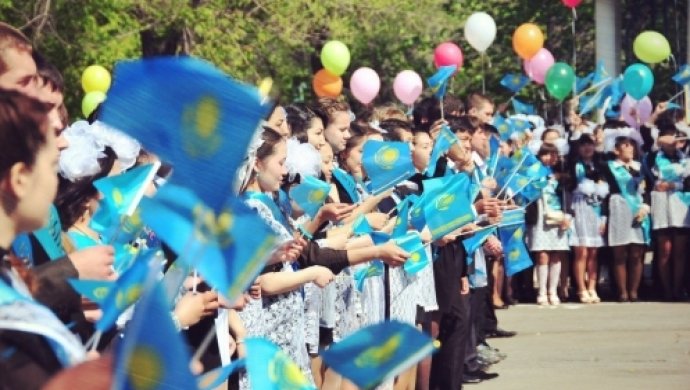 Bir mektepte 40 jyl qyzmet etken - Klımen Balabekuly