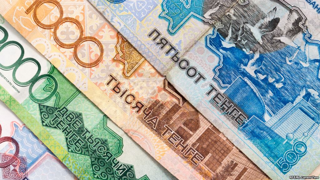 Teńge baǵamyna qandaı faktor áser etti?