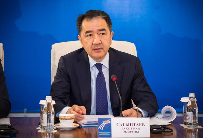 Baqytjan Saǵyntaev jastardy kásibı bilim berýmen qamtý jóninde birqatar naqty tapsyrmalar berdi