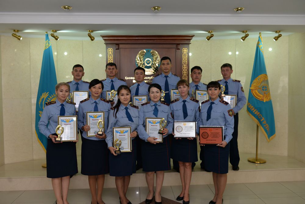 Ishki ister organdary­ qyzmetkerleriniń arasynda úzdik mamandar anyqtaldy