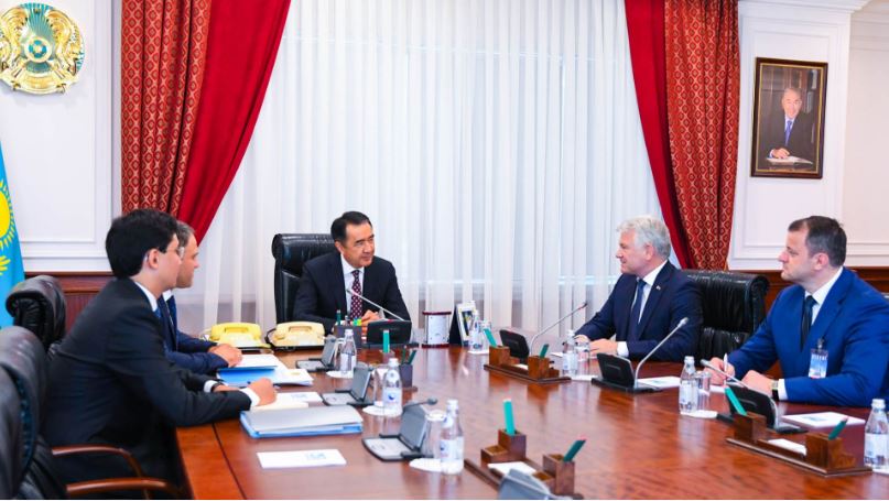 B. Saǵyntaev Qazaqstandaǵy Belarýs Respýblıkasynyń Tótenshe jáne О́kiletti elshisimen kezdesý ótkizdi