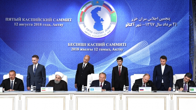 Bes eldiń mórimen bekitilgen qujat