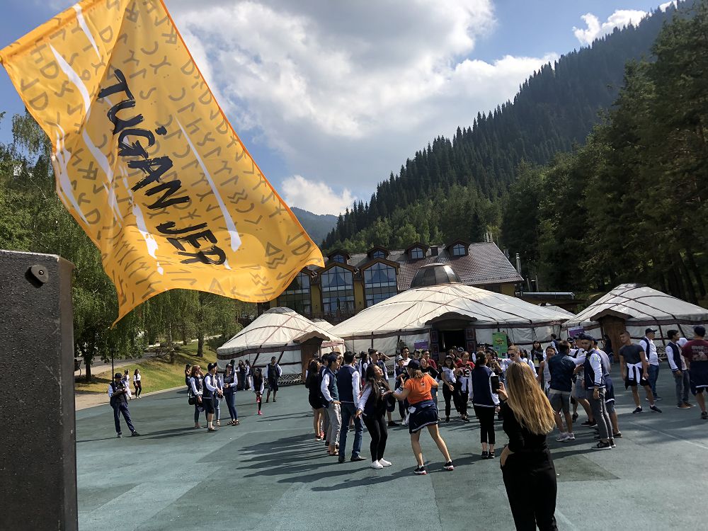 Almatyda jazǵy jastar lageri ashyldy