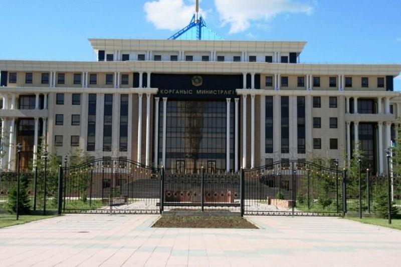 Qarýly kúshteriniń serjanty er-azamatqa laıyq batyldyq jasady